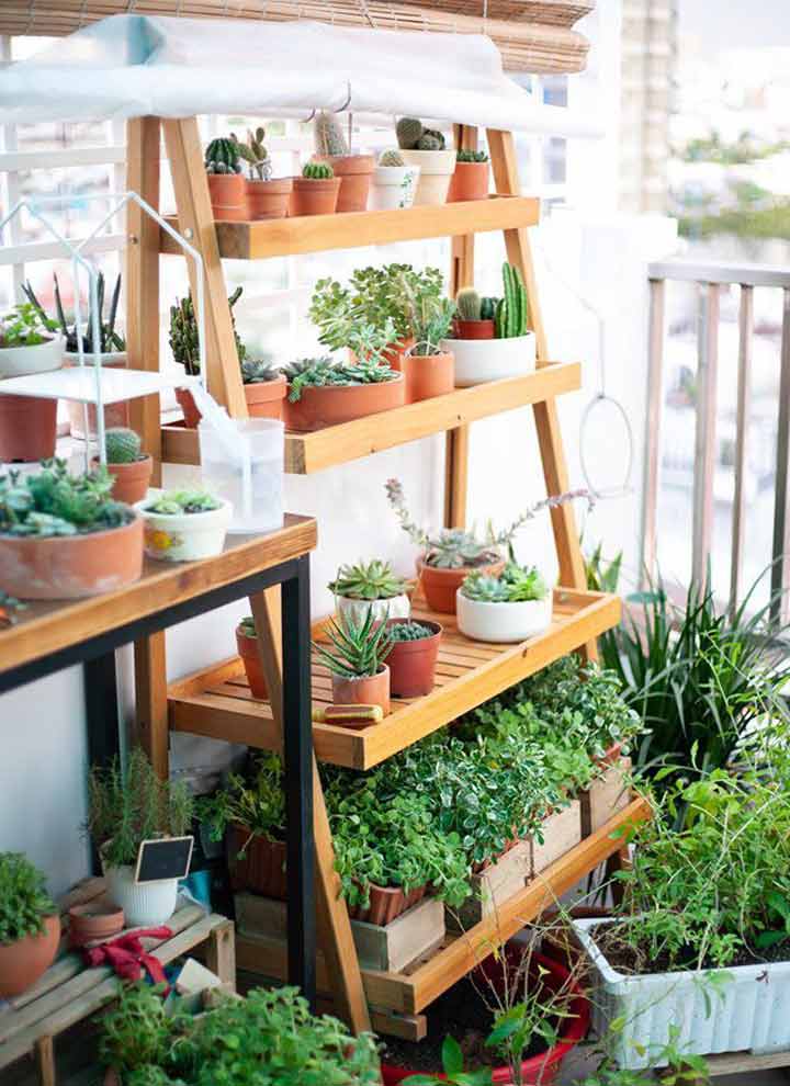 ban cong nha dep nhu mo lam tu do bo di cua phuong vy idol