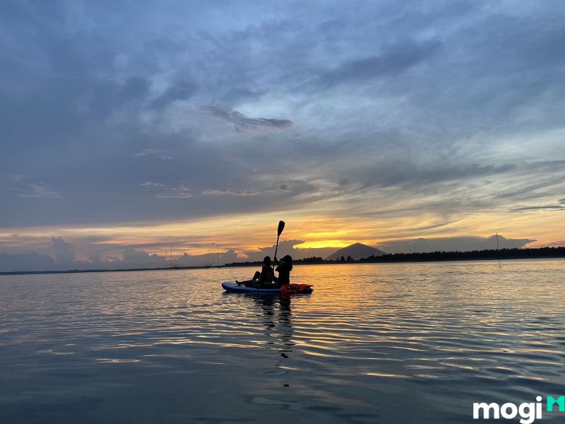 cắm tại hồ dầu tiếng