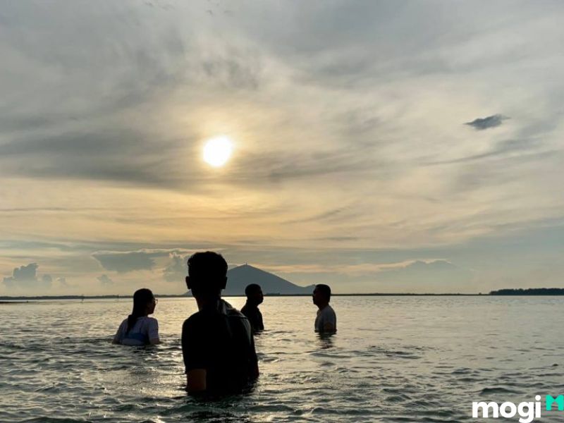 cắm trại hồ dầu tiếng