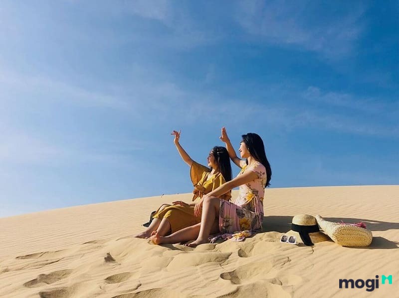 Thời điểm thích hợp đi đồi cát Phương Mai