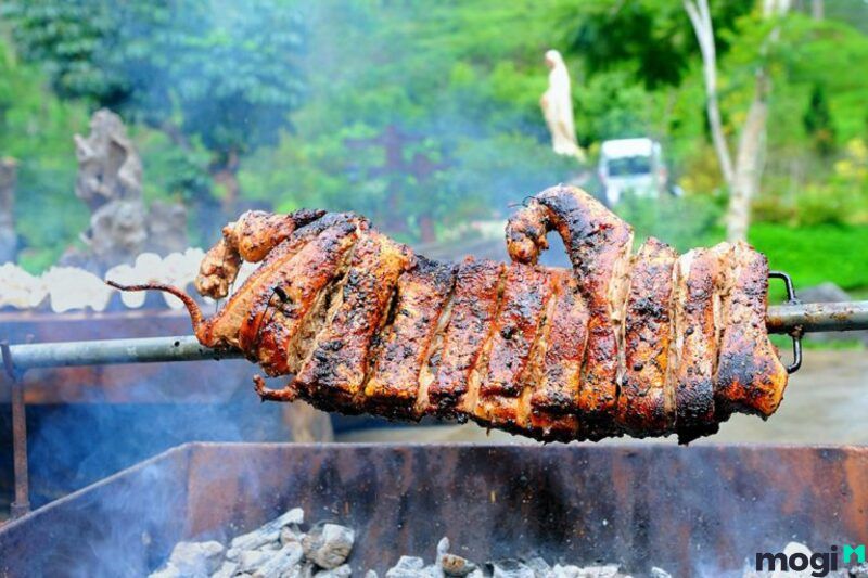 ma rừng lữ quán