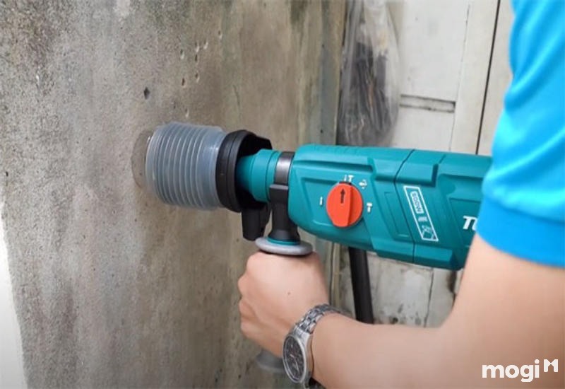 cách khoan tường không bụi
