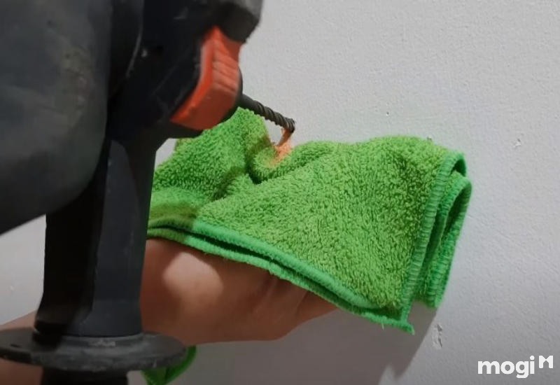 cách khoan tường không bụi