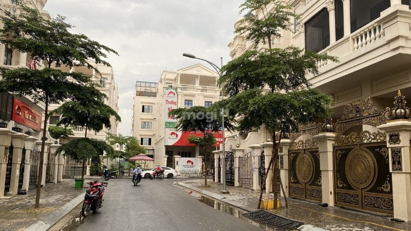 Bất động sản nhà ở