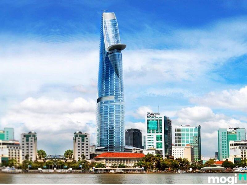 Quận 1 còn là nơi quy tụ nhiều công trình mang tính biểu tượng của TP.HCM