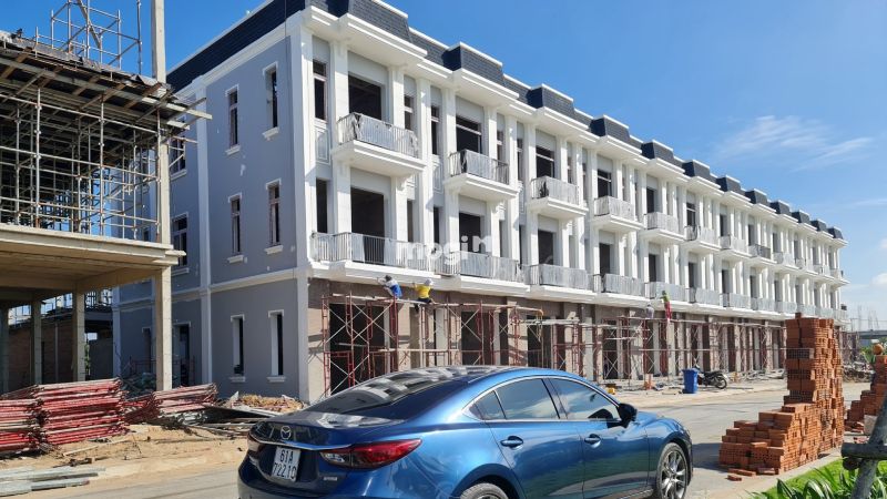 Townhouse là gì? Có nên đầu tư vào townhouse hay không? 8 Kiểm tra tình trạng pháp lý kỹ càng trước khi quyết định xuống tiền đầu tư
