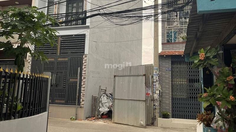 Nên mua đất lọt khe hay không?