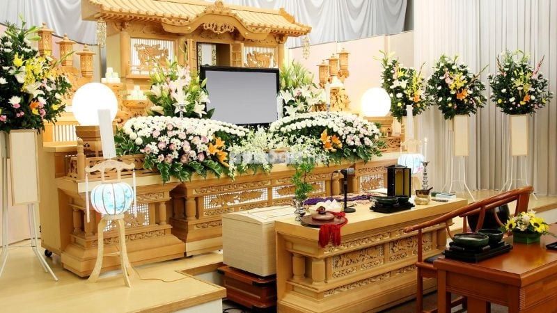 Mơ thấy đám tang là điềm lành hay dữ? Giải mã chi tiết giấc mơ 5 Mơ thấy đám ma của người đã khuất