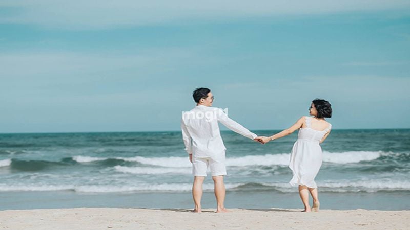 Mơ thấy người yêu đi chơi với người khác