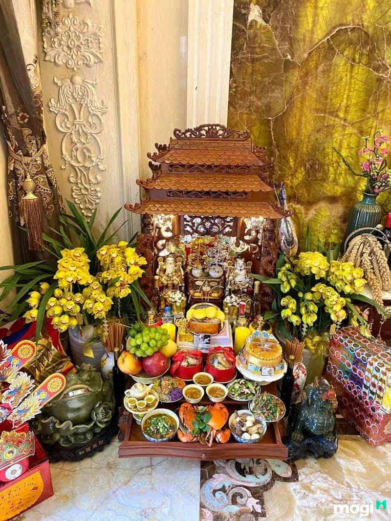 Sắp xếp bàn thờ thần tài chuẩn phong thủy, chiêu tài đón lộc 19 Cách di chuyển bàn thờ Thần Tài trong nhà