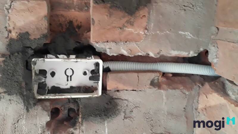 Hướng dẫn đầy đủ cách đi điện âm tường chuẩn xác và đúng kỹ thuật nhất 1 cách đi điện âm tường