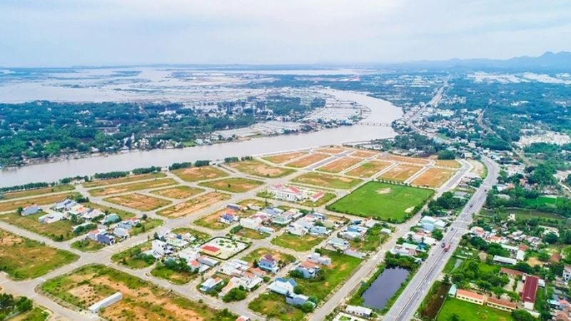 Sự chuyển dịch địa lý tạo dư địa mở rộng quy hoạch, nâng cấp hạ tầng và thu hút đầu tư. 