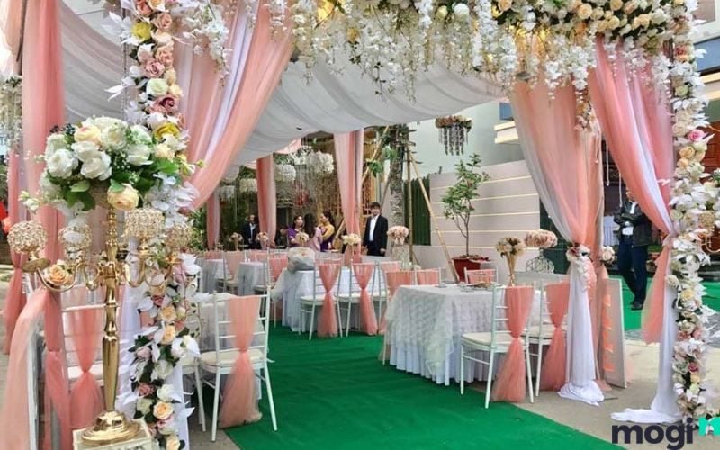 Tang gia trong ba năm là một biểu hiện của tôn kính và tri ân