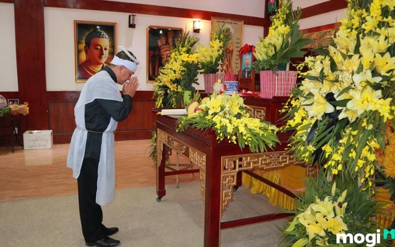 Kiêng kỵ khóc lớn khiến người mất quyến luyến