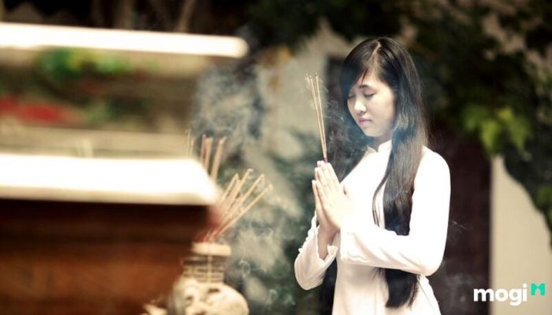 Thời điểm đầu năm là lúc mọi người thường học cách viết sớ cầu bình an để nguyện cầu điều tốt đẹp