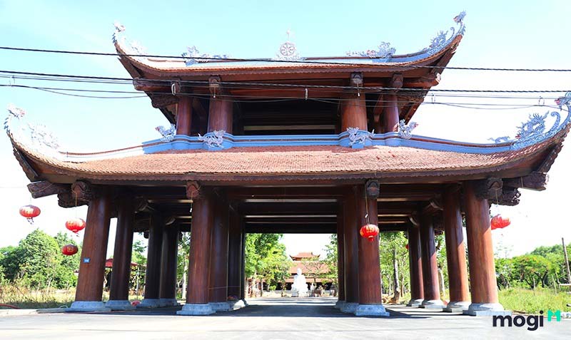 Cổng tam quan